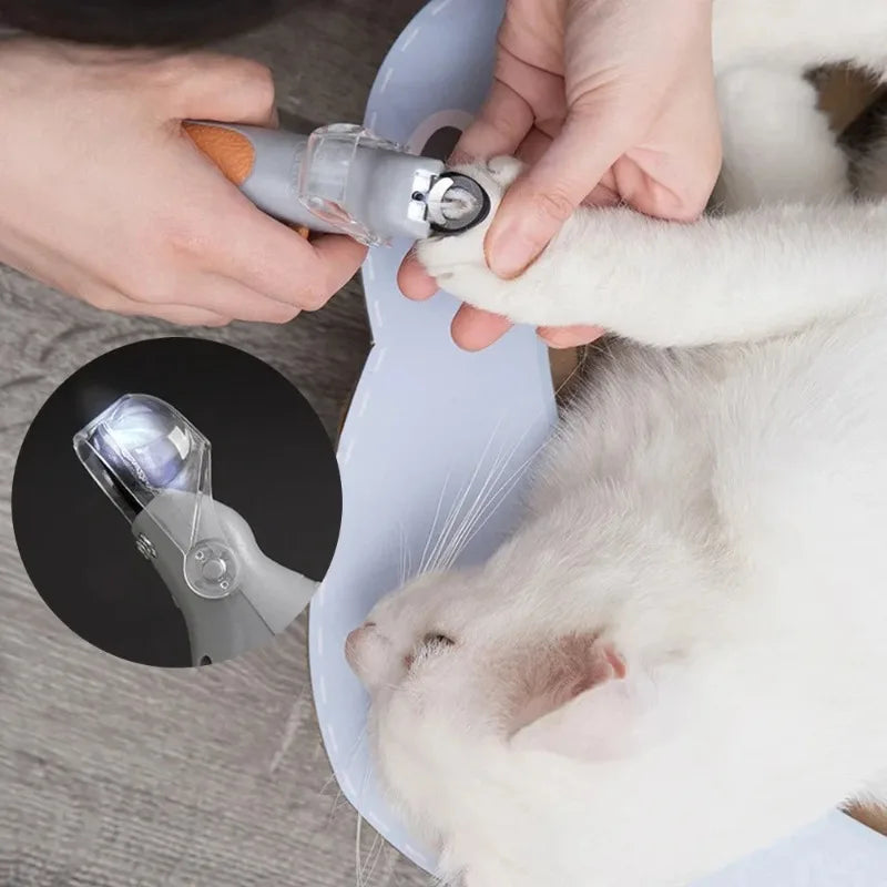 Built-in LED Pet Nail Clipper Light Assisted Claw Cutter Suitable For Dog Cat Daily Household Pet Grooming Maintenance