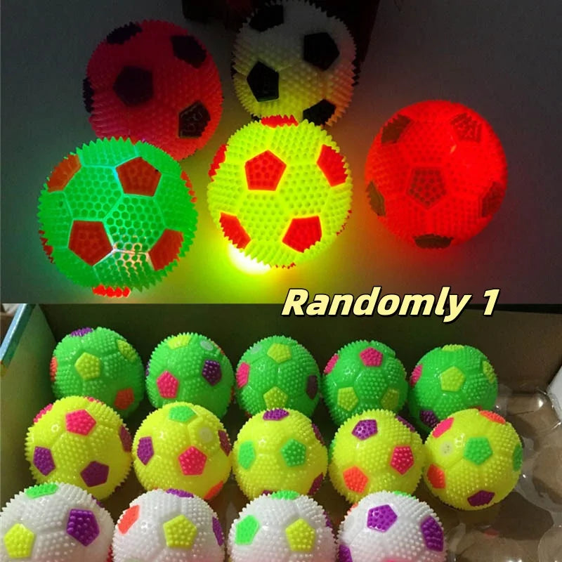 Glowing ball in the dark, squeaking toy, bouncing activated toy, PET ball, puppy, cat, dog, easy to clean